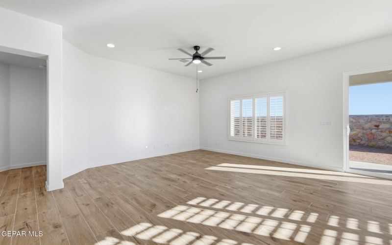 12424 Amesbury Avenue, El Paso, TX 79928, 4 Bedrooms Bedrooms, ,2 BathroomsBathrooms,Residential,For Sale,12424 Amesbury Avenue,0,939553