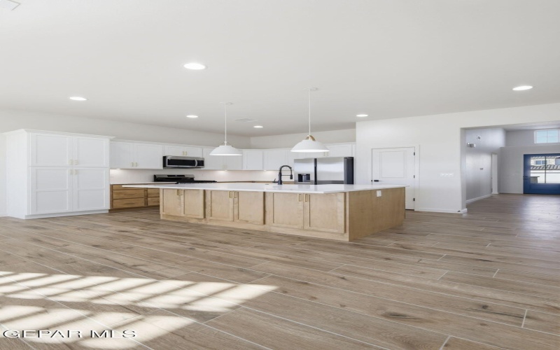 12424 Amesbury Avenue, El Paso, TX 79928, 4 Bedrooms Bedrooms, ,2 BathroomsBathrooms,Residential,For Sale,12424 Amesbury Avenue,0,939553