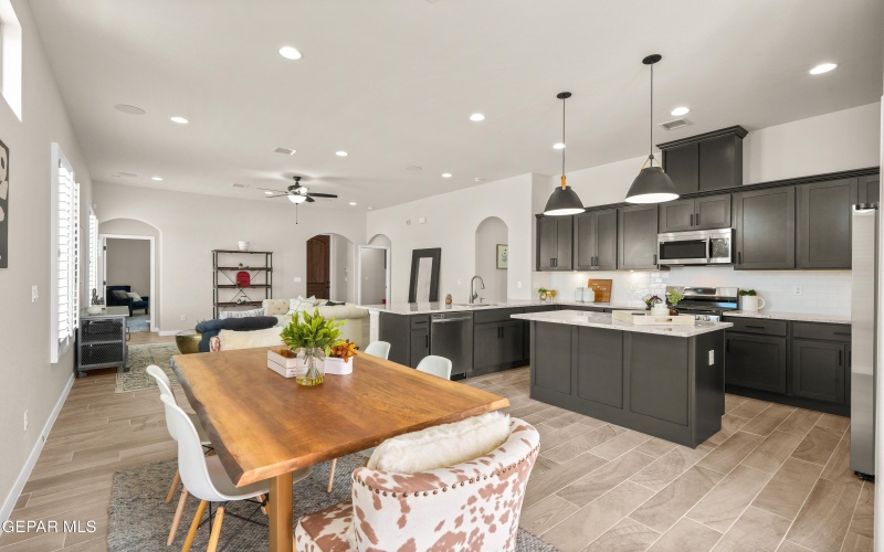 12411 Savvy Love Lane, El Paso, TX 79928, 3 Bedrooms Bedrooms, ,3 BathroomsBathrooms,Residential,For Sale,12411 Savvy Love Lane,0,939555