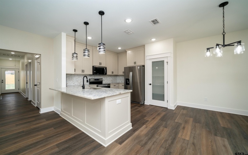 840 devereaux st, Jacksonville, TX 75766, 3 Bedrooms Bedrooms, ,2 BathroomsBathrooms,Residential,For Sale,840 devereaux st,0,26003168