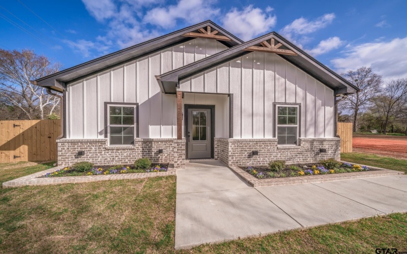 840 devereaux st, Jacksonville, TX 75766, 3 Bedrooms Bedrooms, ,2 BathroomsBathrooms,Residential,For Sale,840 devereaux st,0,26003168