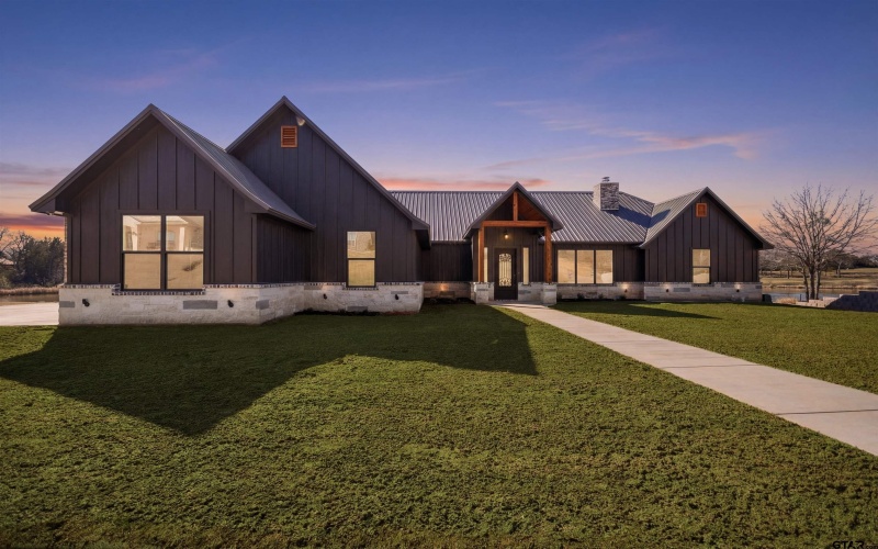 24110 Sun Ridge Road, Lindale, TX 75771, 3 Bedrooms Bedrooms, ,3 BathroomsBathrooms,Residential,For Sale,24110 Sun Ridge Road,0,26003193