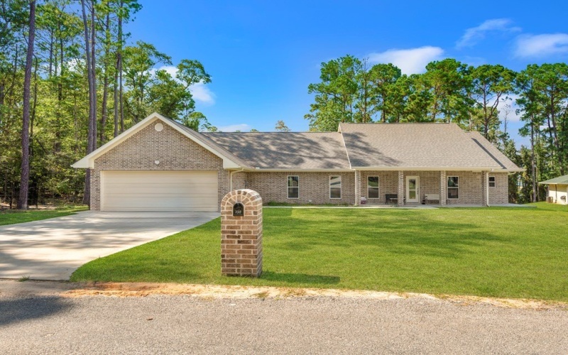 350 Lakeway Drive, Brookeland, TX 75931, 4 Habitaciones Habitaciones , ,3 BañosBaños,Residential,En Venta,350 Lakeway Drive,0,65106384