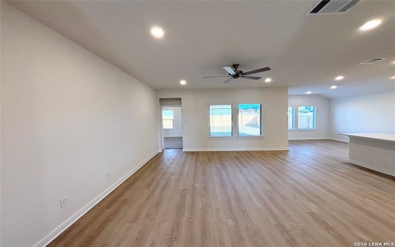 415 Salamander, San Marcos, TX 78666, 3 Habitaciones Habitaciones , ,2 BañosBaños,Residential,En Venta,415 Salamander,0,1946607