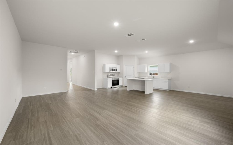 1609 Annabelle Street, Cleburne, TX 76031, 4 Habitaciones Habitaciones , ,2 BañosBaños,Residential,En Venta,1609 Annabelle Street,20704399