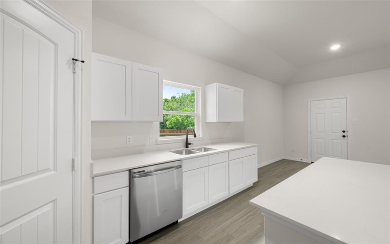 1609 Annabelle Street, Cleburne, TX 76031, 4 Habitaciones Habitaciones , ,2 BañosBaños,Residential,En Venta,1609 Annabelle Street,20704399