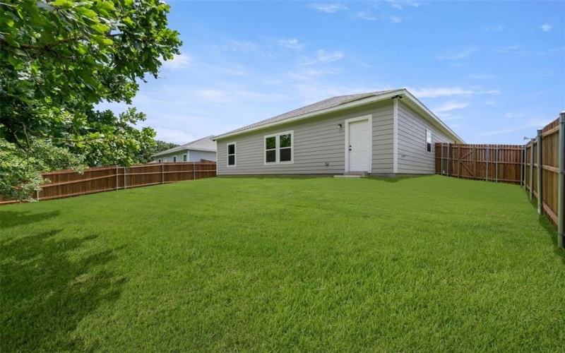 1609 Annabelle Street, Cleburne, TX 76031, 4 Habitaciones Habitaciones , ,2 BañosBaños,Residential,En Venta,1609 Annabelle Street,20704399