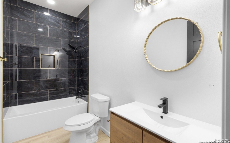 1422 Sherman, San Antonio, TX 78202, 3 Habitaciones Habitaciones , ,2 BañosBaños,Residential,En Venta,1422 Sherman,0,1946713