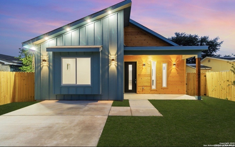 1422 Sherman, San Antonio, TX 78202, 3 Habitaciones Habitaciones , ,2 BañosBaños,Residential,En Venta,1422 Sherman,0,1946713