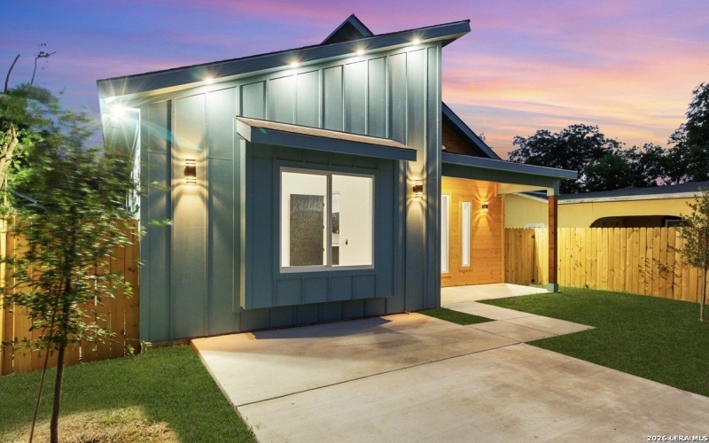 1422 Sherman, San Antonio, TX 78202, 3 Habitaciones Habitaciones , ,2 BañosBaños,Residential,En Venta,1422 Sherman,0,1946713