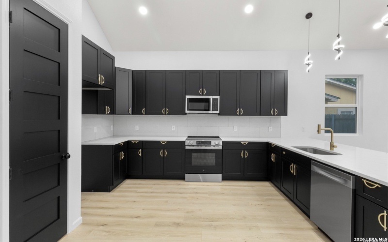 1422 Sherman, San Antonio, TX 78202, 3 Habitaciones Habitaciones , ,2 BañosBaños,Residential,En Venta,1422 Sherman,0,1946713