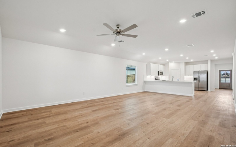 502 Salamander, San Marcos, TX 78666, 3 Habitaciones Habitaciones , ,2 BañosBaños,Residential,En Venta,502 Salamander,0,1946728