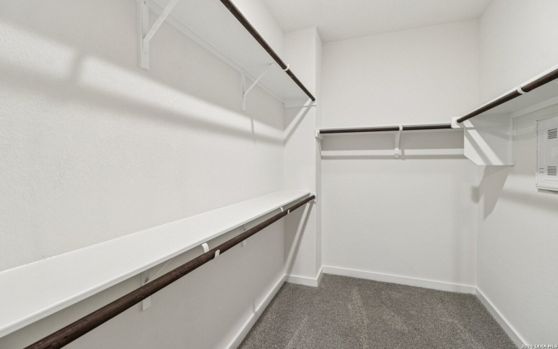 510 Salamander, San Marcos, TX 78666, 4 Habitaciones Habitaciones , ,2 BañosBaños,Residential,En Venta,510 Salamander,0,1946756