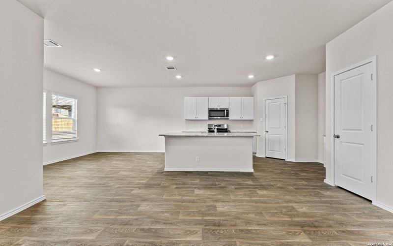 10749 Dazzle, San Antonio, TX 78252, 4 Bedrooms Bedrooms, ,2 BathroomsBathrooms,Residential,For Sale,10749 Dazzle,0,1946765