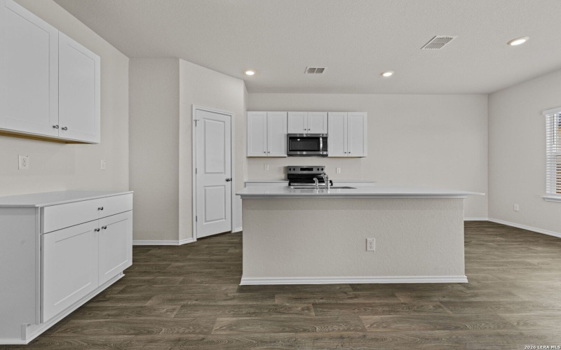 14720 Childress, San Antonio, TX 78245, 3 Habitaciones Habitaciones , ,2 BañosBaños,Residential,En Venta,14720 Childress,0,1946793