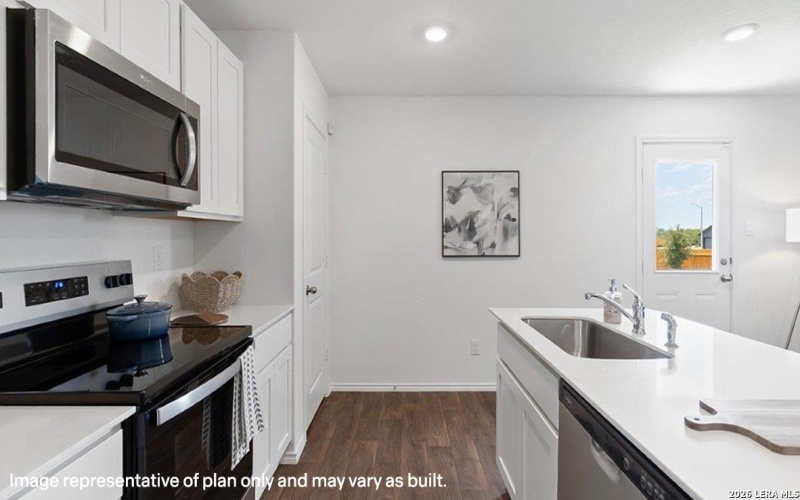 16031 Mahogany Way, Elmendorf, TX 78112, 5 Habitaciones Habitaciones , ,2 BañosBaños,Residential,En Venta,16031 Mahogany Way,0,1946436