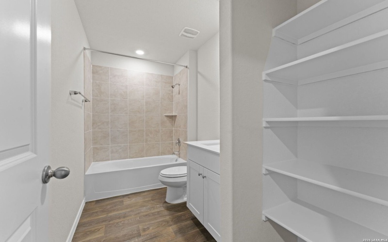 10725 Dazzle, San Antonio, TX 78252, 5 Habitaciones Habitaciones , ,3 BañosBaños,Residential,En Venta,10725 Dazzle,0,1946478