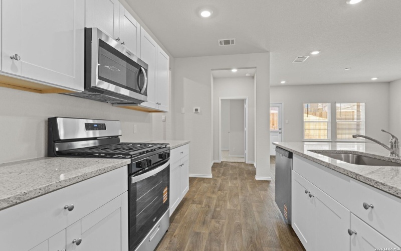 10725 Dazzle, San Antonio, TX 78252, 5 Habitaciones Habitaciones , ,3 BañosBaños,Residential,En Venta,10725 Dazzle,0,1946478