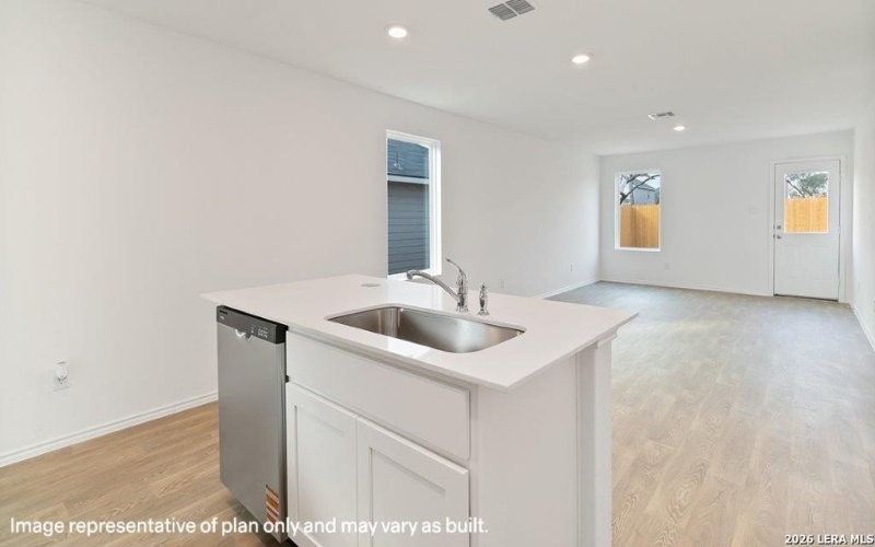 16027 Mahogany Way, Elmendorf, TX 78112, 5 Habitaciones Habitaciones , ,2 BañosBaños,Residential,En Venta,16027 Mahogany Way,0,1946561