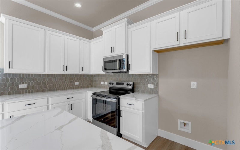 240 Sunday Drive, Burnet, TX 78611, 4 Habitaciones Habitaciones , ,3 BañosBaños,Residential,En Venta,240 Sunday Drive,0,605080