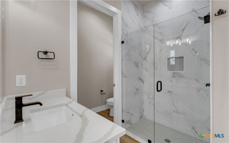 240 Sunday Drive, Burnet, TX 78611, 4 Habitaciones Habitaciones , ,3 BañosBaños,Residential,En Venta,240 Sunday Drive,0,605080