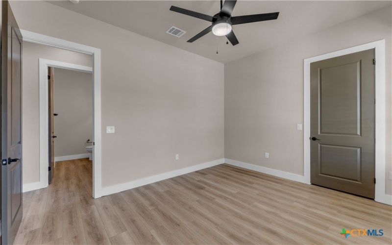 240 Sunday Drive, Burnet, TX 78611, 4 Habitaciones Habitaciones , ,3 BañosBaños,Residential,En Venta,240 Sunday Drive,0,605080