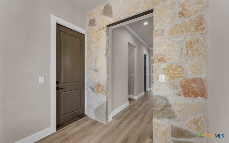 240 Sunday Drive, Burnet, TX 78611, 4 Habitaciones Habitaciones , ,3 BañosBaños,Residential,En Venta,240 Sunday Drive,0,605080