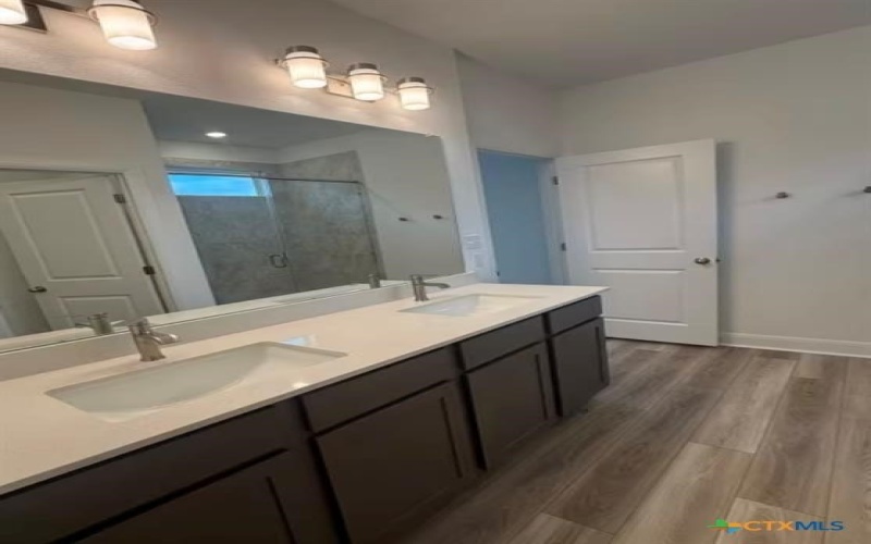 508 Bauer Loop, Liberty Hill, TX 78642, 3 Habitaciones Habitaciones , ,2 BañosBaños,Residential,En Venta,508 Bauer Loop,0,606316