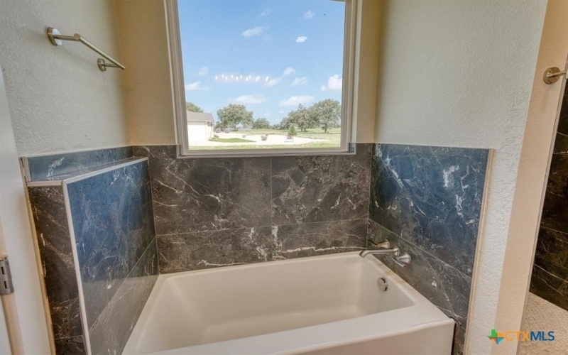 206 Oak Grove Parkway, Kingsland, TX 78639, 3 Habitaciones Habitaciones , ,2 BañosBaños,Residential,En Venta,206 Oak Grove Parkway,0,606328