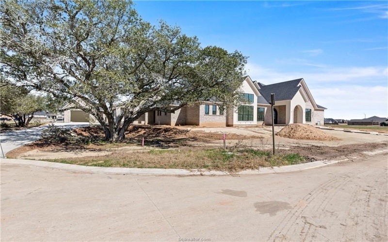 4705 Foxglove Court, College Station, TX 77845, 4 Bedrooms Bedrooms, ,5 BathroomsBathrooms,Residential,For Sale,4705 Foxglove Court,0,26002207