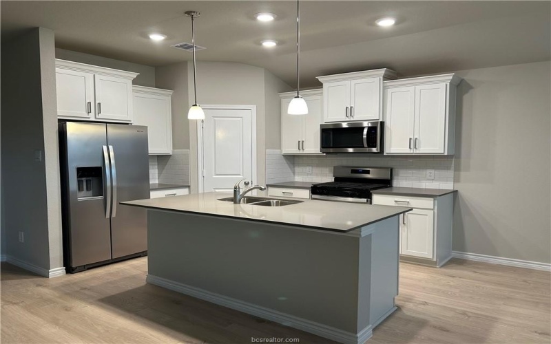 6117 Eldora Dr., College Station, TX 77845, 3 Bedrooms Bedrooms, ,2 BathroomsBathrooms,Residential,For Sale,6117 Eldora Dr.,0,26002747