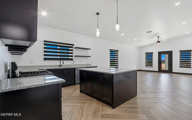 1373 THAR DESERT Drive, Chaparral, NM 88081, 4 Habitaciones Habitaciones , ,1 BañoBaños,Residential,En Venta,1373 THAR DESERT Drive,0,939581