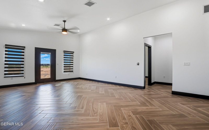 1373 THAR DESERT Drive, Chaparral, NM 88081, 4 Habitaciones Habitaciones , ,1 BañoBaños,Residential,En Venta,1373 THAR DESERT Drive,0,939581