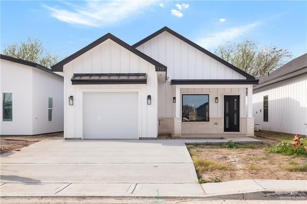 719 W 25th Street, Mission, TX 78572, 3 Bedrooms Bedrooms, ,2 BathroomsBathrooms,Residential,For Sale,719 W 25th Street,0,497638