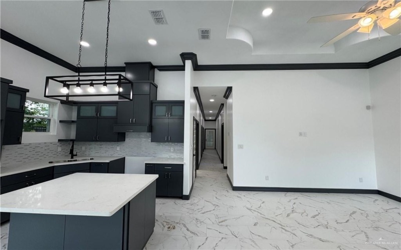 513 E Hawk Avenue, Pharr, TX 78577, 3 Bedrooms Bedrooms, ,2 BathroomsBathrooms,Residential,For Sale,513 E Hawk Avenue,0,497657