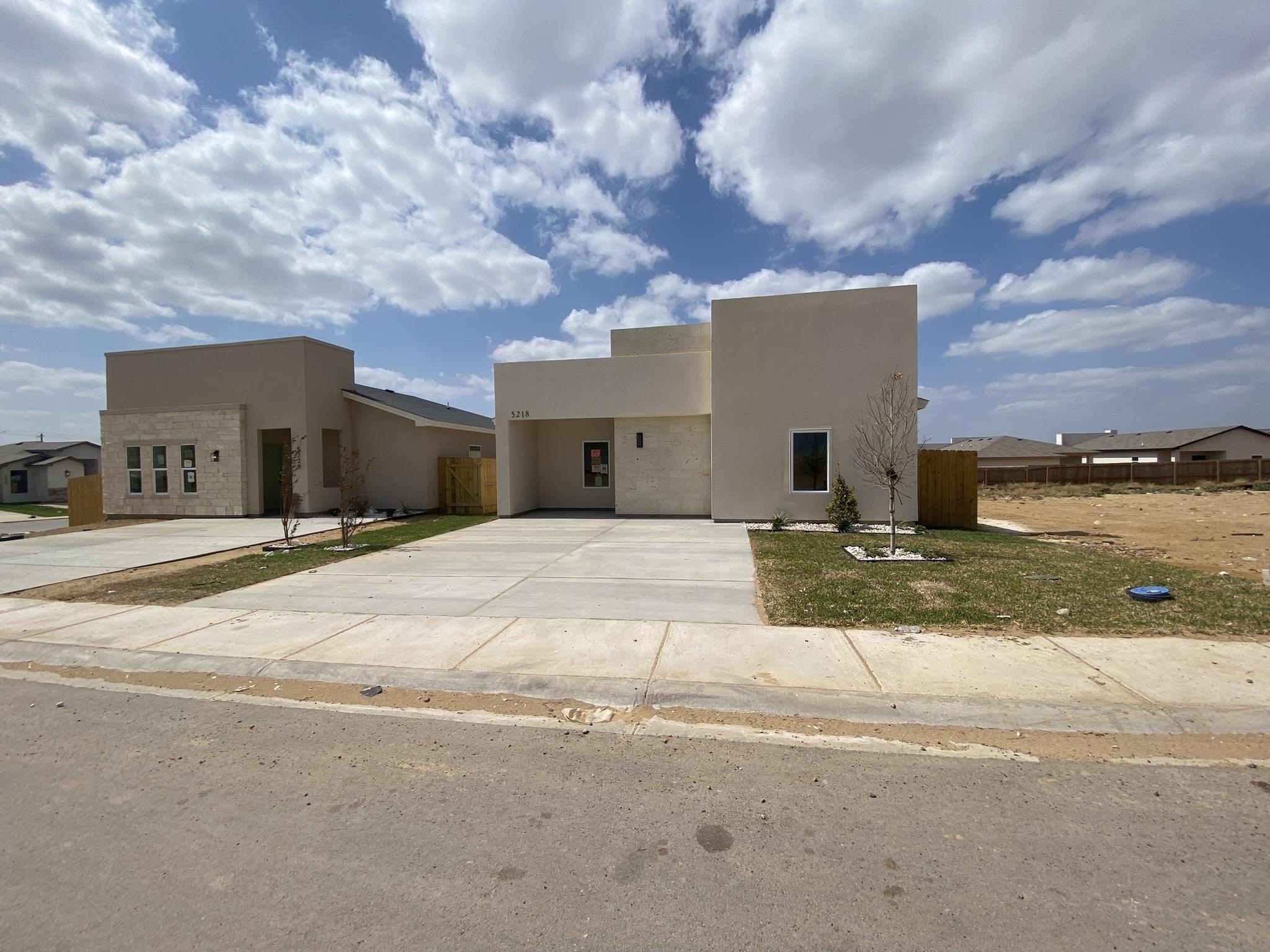 5218 Curuba Dr., LAREDO, TX 78046, 3 Bedrooms Bedrooms, ,2 BathroomsBathrooms,Residential,For Sale,5218 Curuba Dr.,0,20261131