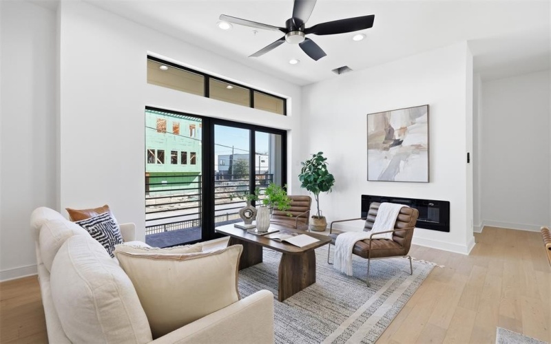 2631 Kirby Street #102, Dallas, TX 75204, 2 Habitaciones Habitaciones , ,2 BañosBaños,Residential,En Venta,2631 Kirby Street,0,21173074