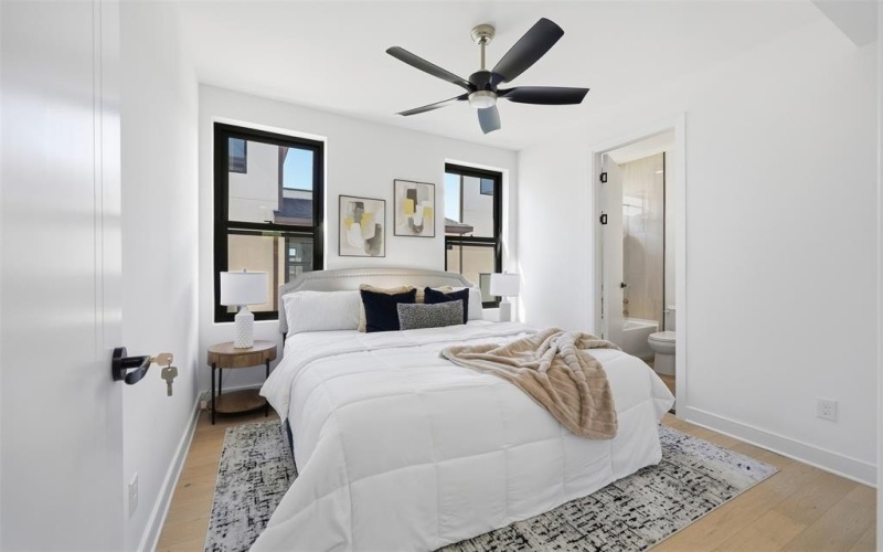 2631 Kirby Street #102, Dallas, TX 75204, 2 Habitaciones Habitaciones , ,2 BañosBaños,Residential,En Venta,2631 Kirby Street,0,21173074