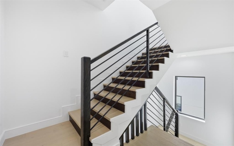 2631 Kirby Street #102, Dallas, TX 75204, 2 Habitaciones Habitaciones , ,2 BañosBaños,Residential,En Venta,2631 Kirby Street,0,21173074