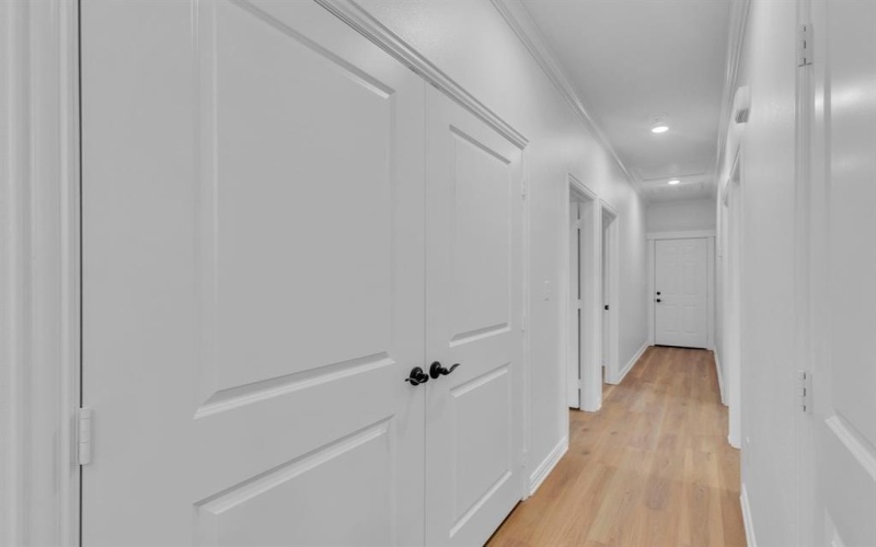 1410 W Connally Street, Tyler, TX 75701, 3 Bedrooms Bedrooms, ,2 BathroomsBathrooms,Residential,For Sale,1410 W Connally Street,0,21177500