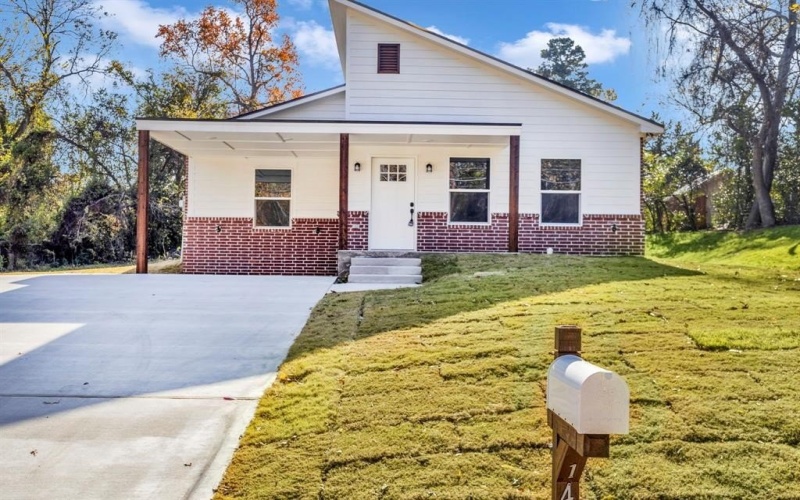 1410 W Connally Street, Tyler, TX 75701, 3 Bedrooms Bedrooms, ,2 BathroomsBathrooms,Residential,For Sale,1410 W Connally Street,0,21177500