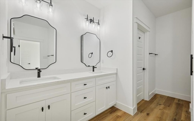 3058 Hardy Street, Fort Worth, TX 76106, 4 Habitaciones Habitaciones , ,2 BañosBaños,Residential,En Venta,3058 Hardy Street,0,21189518