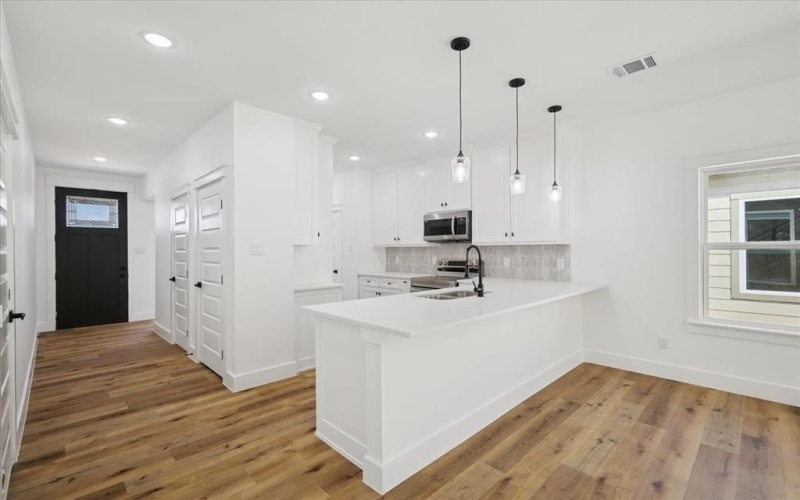 3058 Hardy Street, Fort Worth, TX 76106, 4 Habitaciones Habitaciones , ,2 BañosBaños,Residential,En Venta,3058 Hardy Street,0,21189518