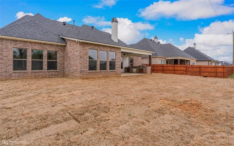 509 Cocodrie Drive, Bossier City, LA 71112, 4 Habitaciones Habitaciones , ,3 BañosBaños,Residential,En Venta,509 Cocodrie Drive,0,21191070