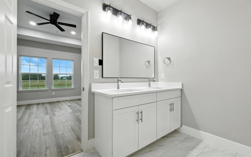 106 Center Drive, East Tawakoni, TX 75472, 4 Habitaciones Habitaciones , ,2 BañosBaños,Residential,En Venta,106 Center Drive,0,21193889