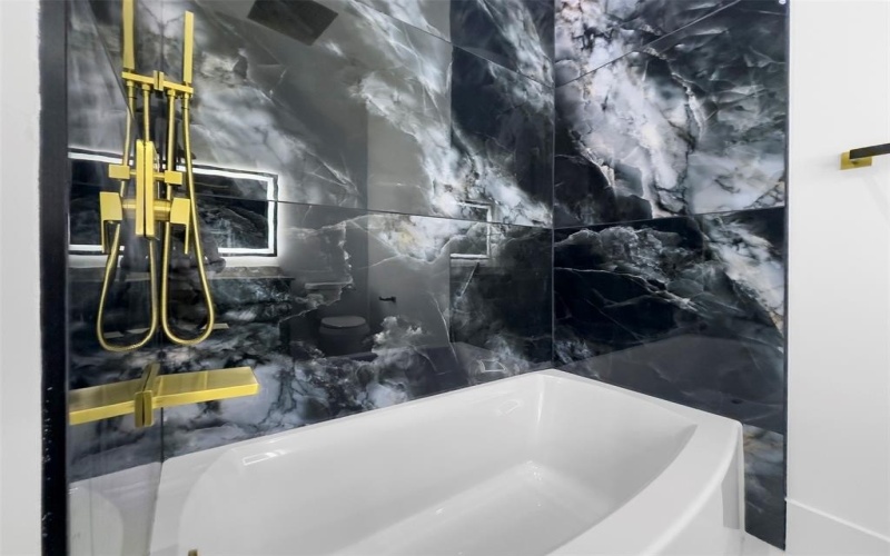 1022 Bow Street, Rockwall, TX 75087, 4 Habitaciones Habitaciones , ,5 BañosBaños,Residential,En Venta,1022 Bow Street,0,21194374