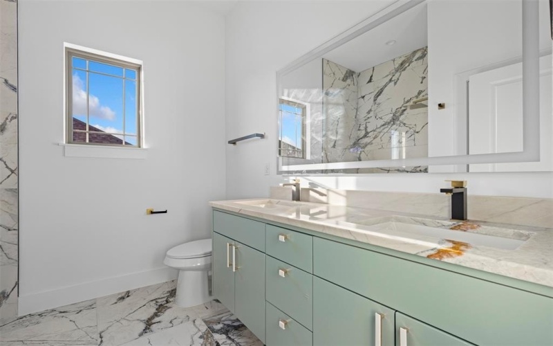 1022 Bow Street, Rockwall, TX 75087, 4 Habitaciones Habitaciones , ,5 BañosBaños,Residential,En Venta,1022 Bow Street,0,21194374