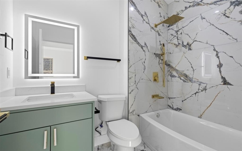 1022 Bow Street, Rockwall, TX 75087, 4 Habitaciones Habitaciones , ,5 BañosBaños,Residential,En Venta,1022 Bow Street,0,21194374