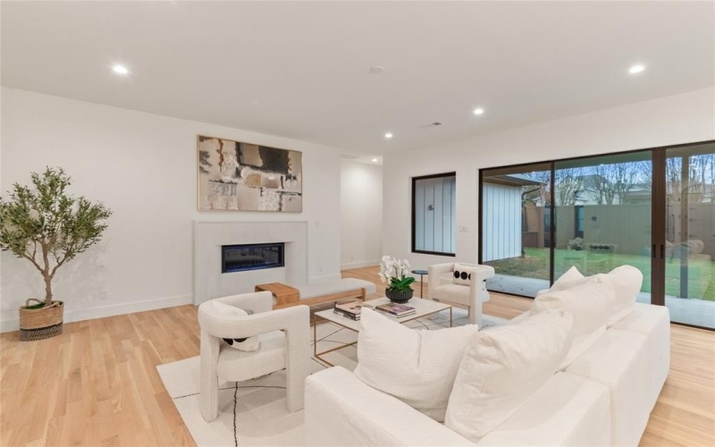 4307 Camden Avenue, Dallas, TX 75206, 5 Habitaciones Habitaciones , ,6 BañosBaños,Residential,En Venta,4307 Camden Avenue,0,21194654