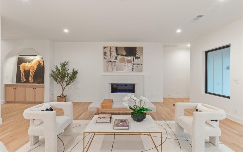 4307 Camden Avenue, Dallas, TX 75206, 5 Habitaciones Habitaciones , ,6 BañosBaños,Residential,En Venta,4307 Camden Avenue,0,21194654